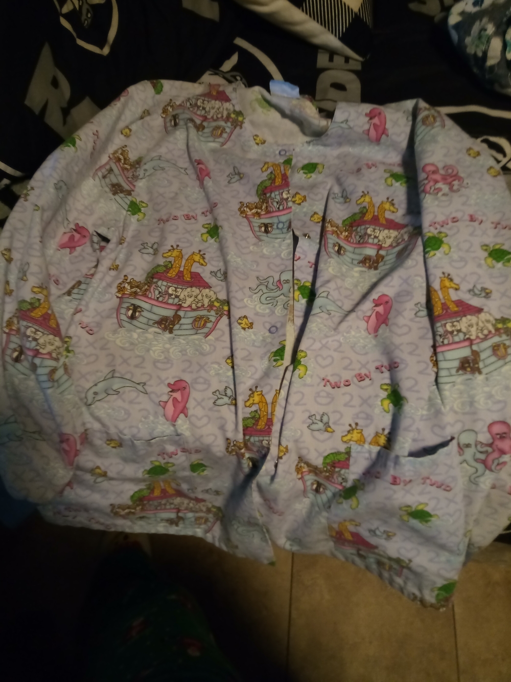 Scrub Jacket Size LargeAnimal Ark Print Pajama Jacket